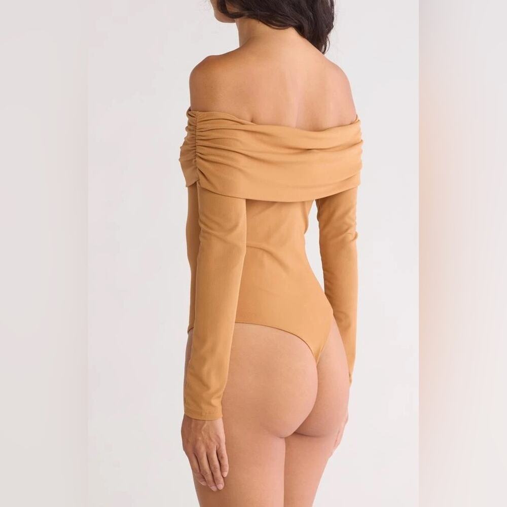 AFRM NWT Noah Long Sleeve Drape Shoulder Bodysuit Tan Brown Size Medium - Picture 2 of 10